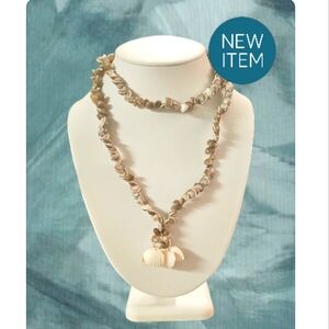 Vintage Shell Tassel Necklace.